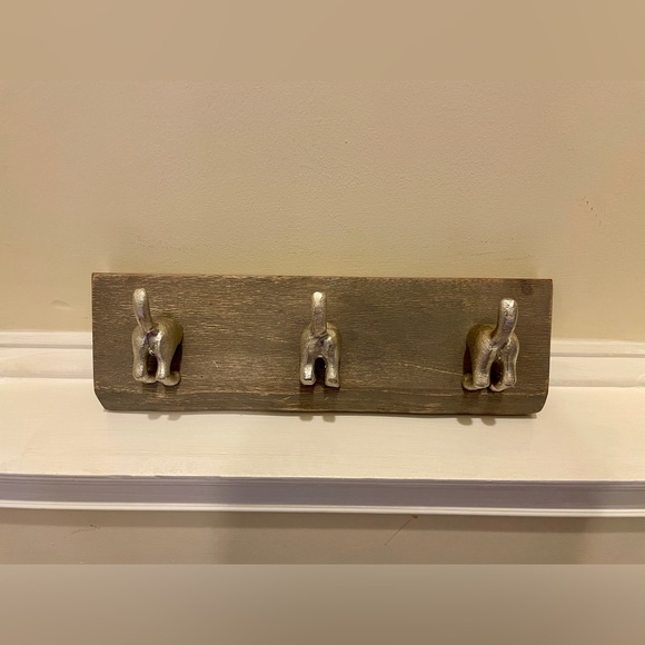 Brand New Dog Tail Leash Holder - Picture 3 of 4